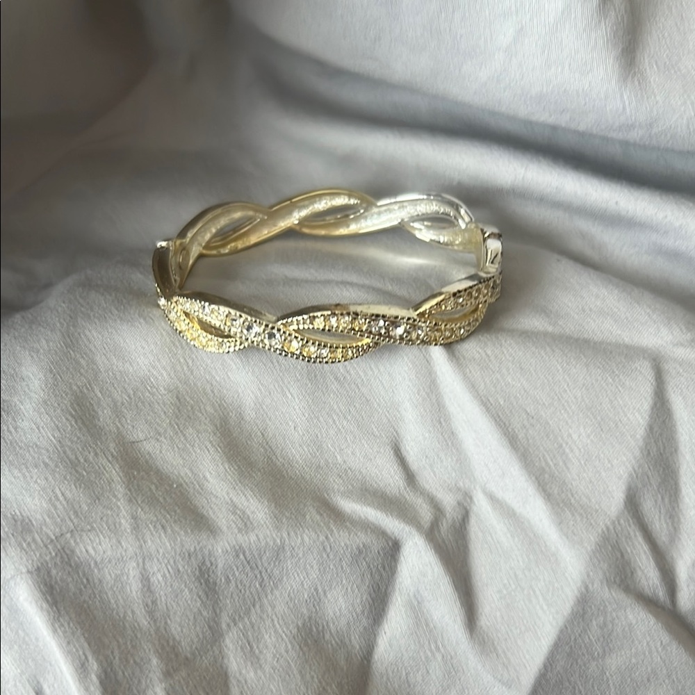Elegant Gold and Silver Women's Bracelet